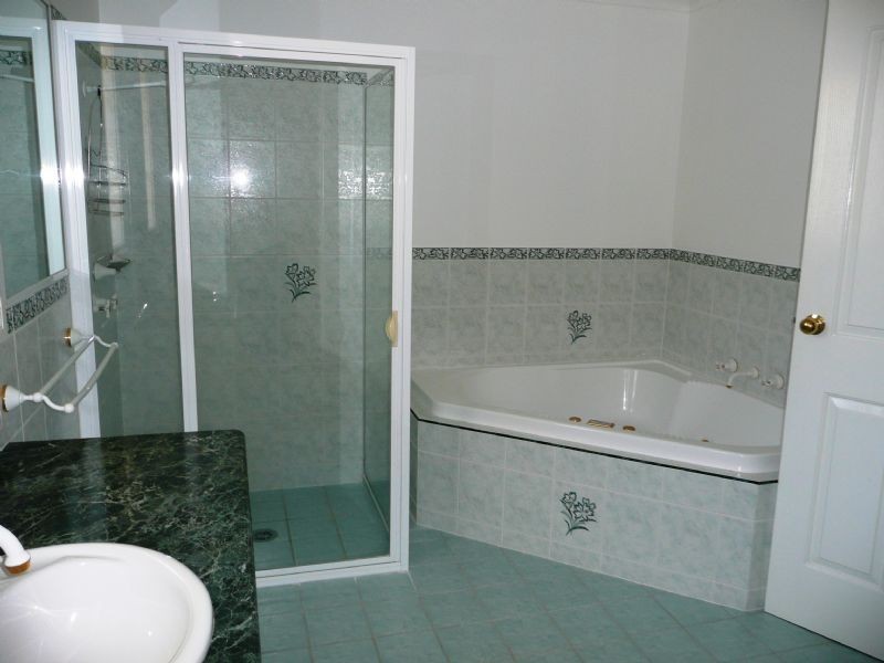 71 Chad Terrace, Albury NSW 2640