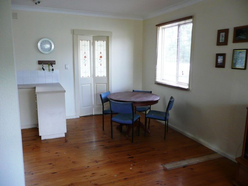 580 Lyne Street, Lavington NSW 2641