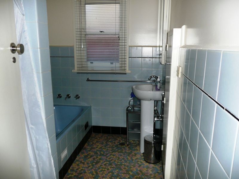 690 Stedman Crescent, Albury NSW 2640