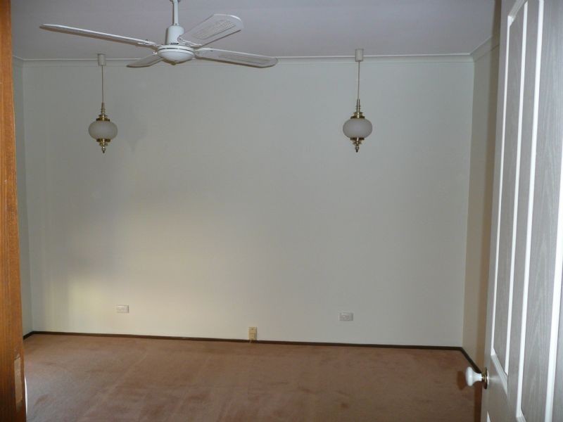 334 Parkland Crescent, Lavington NSW 2641