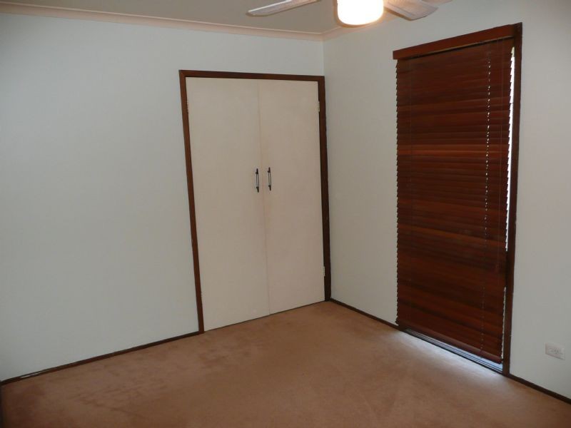 334 Parkland Crescent, Lavington NSW 2641