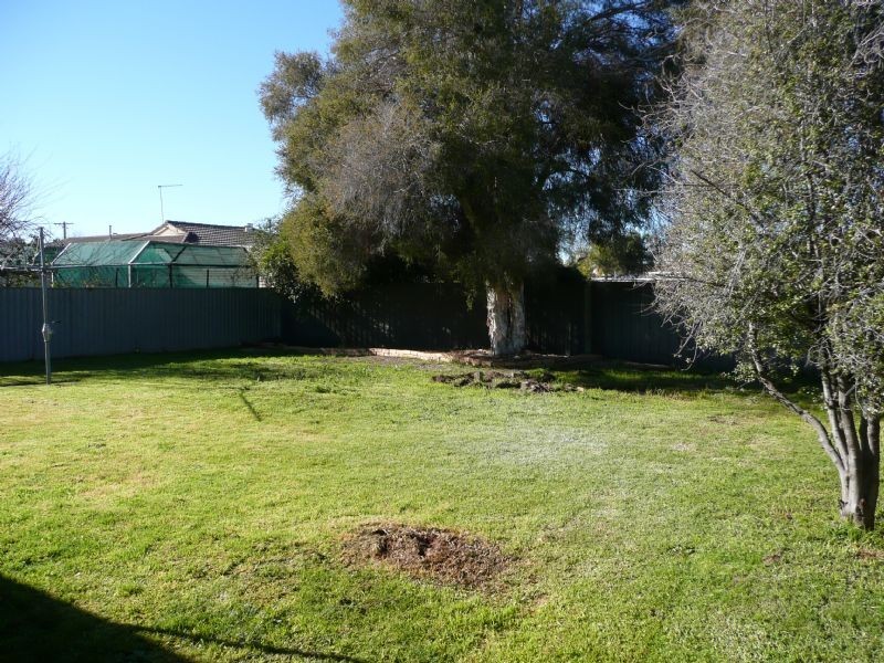 334 Parkland Crescent, Lavington NSW 2641