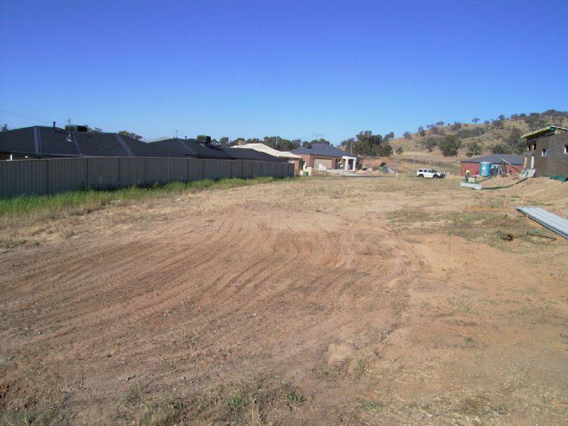 2 Mackenzie Crescent, Wodonga VIC 3690
