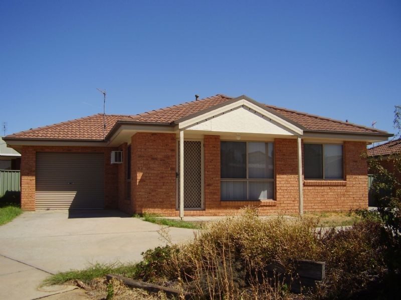 1/1 Kingfisher Drive, Wodonga VIC 3690