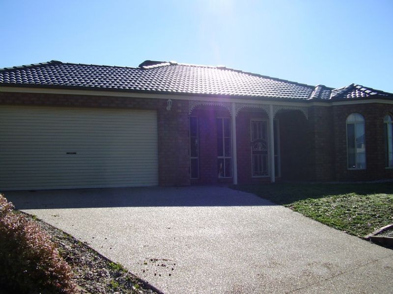 2 Turnberry Circuit, Wodonga VIC 3690