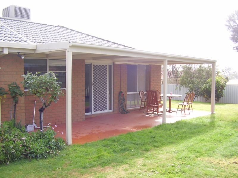 2 Elmslie Court, Wodonga VIC 3690