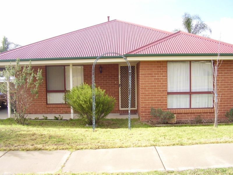 12 Bel-Air Street, Wodonga VIC 3690