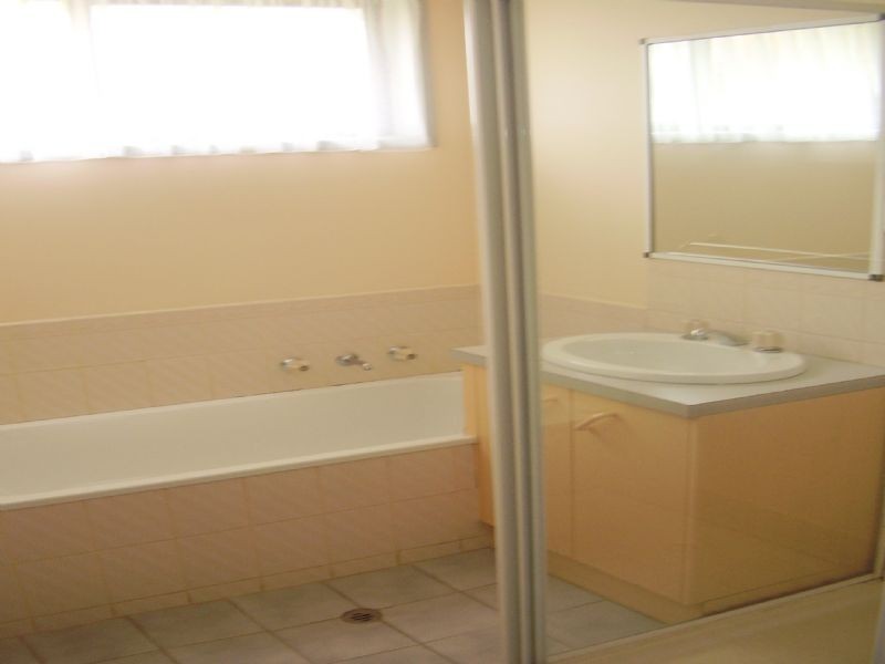 28 Bruce Street, Wodonga VIC 3690