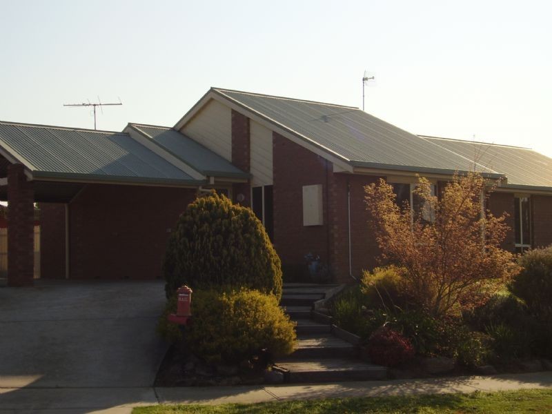 8 Sonia Court, Wodonga VIC 3690