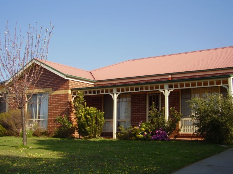 11 Quail Court, Wodonga VIC 3690