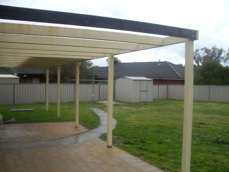 71 Mayfair Drive, Wodonga VIC 3690
