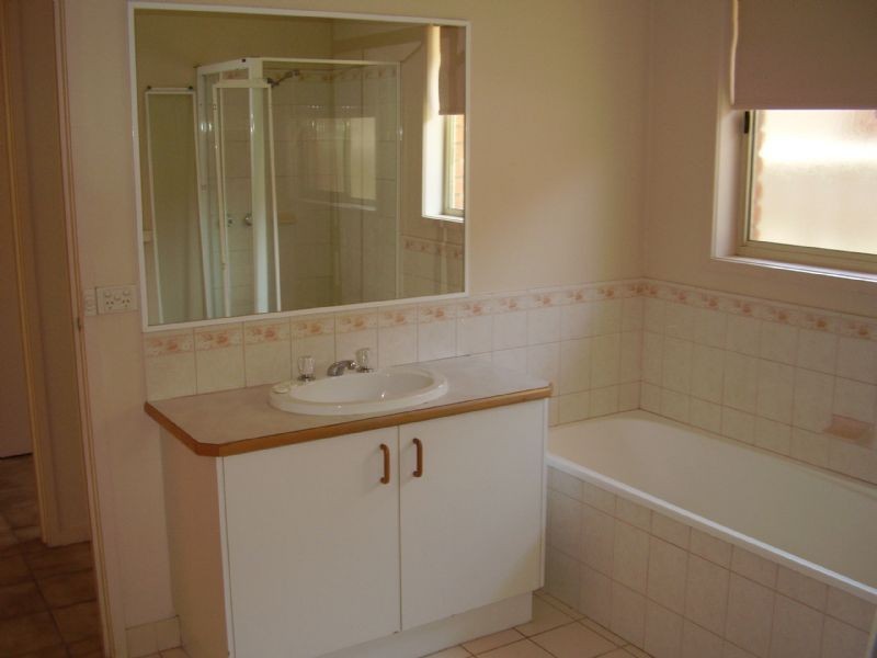 15 Templeton Place, Wodonga VIC 3690