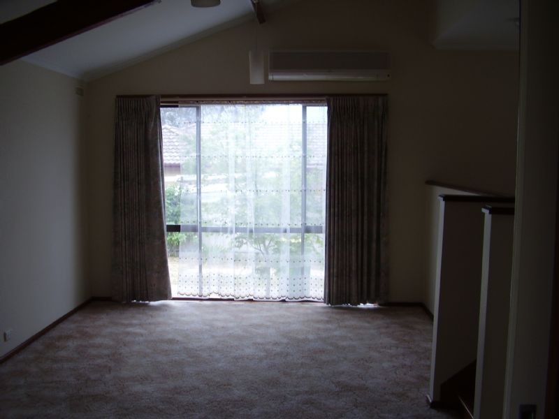 8 Heckendorf Road, Wodonga VIC 3690