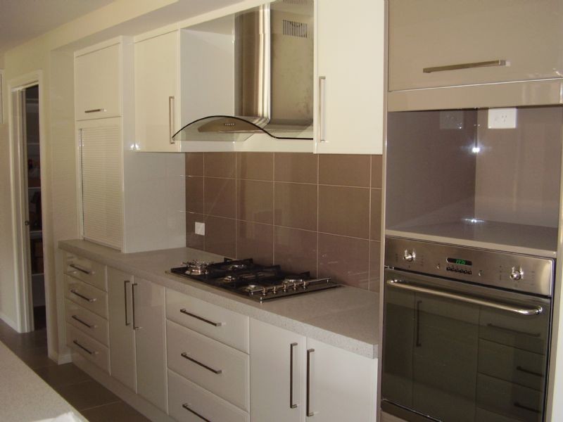 63 Golf Links Ave, Wodonga VIC 3690