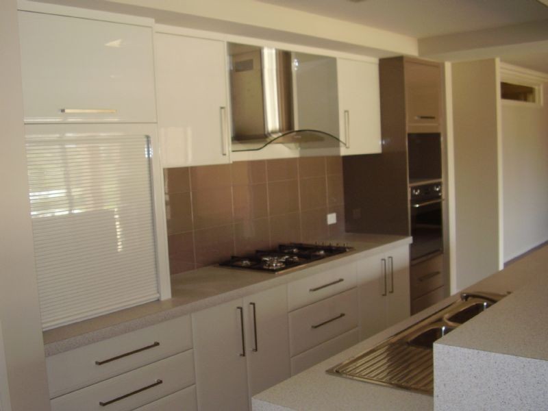 63 Golf Links Ave, Wodonga VIC 3690