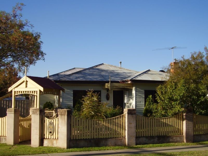 70 Lawrence Street, Wodonga VIC 3690
