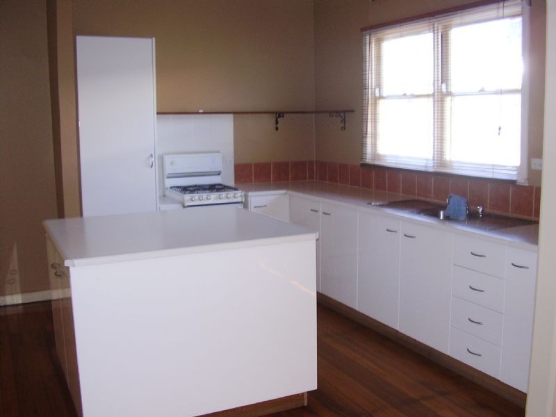 70 Lawrence Street, Wodonga VIC 3690