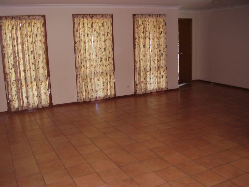 4 Tyrell Court, Wodonga VIC 3690