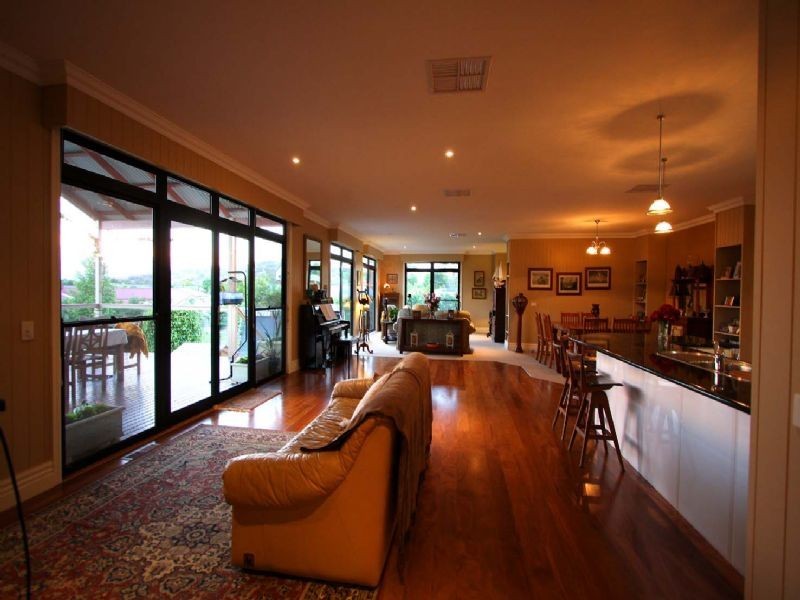 9 Parkfield Drive, Wodonga VIC 3690