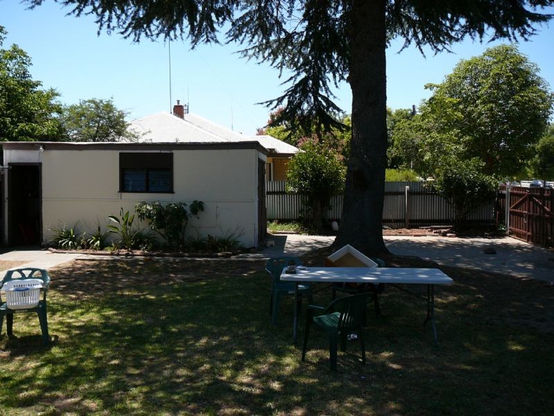 196 Lawrence Street, Wodonga VIC 3690