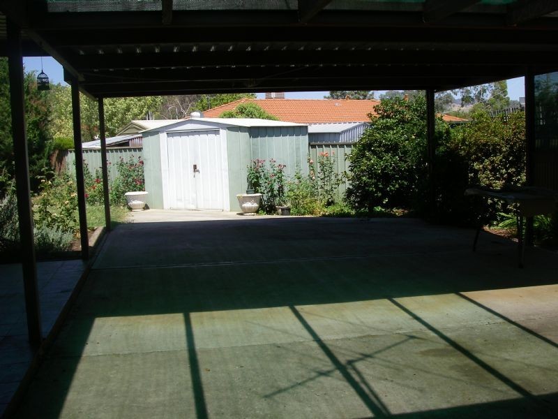 11 Sinnett Court, Wodonga VIC 3690