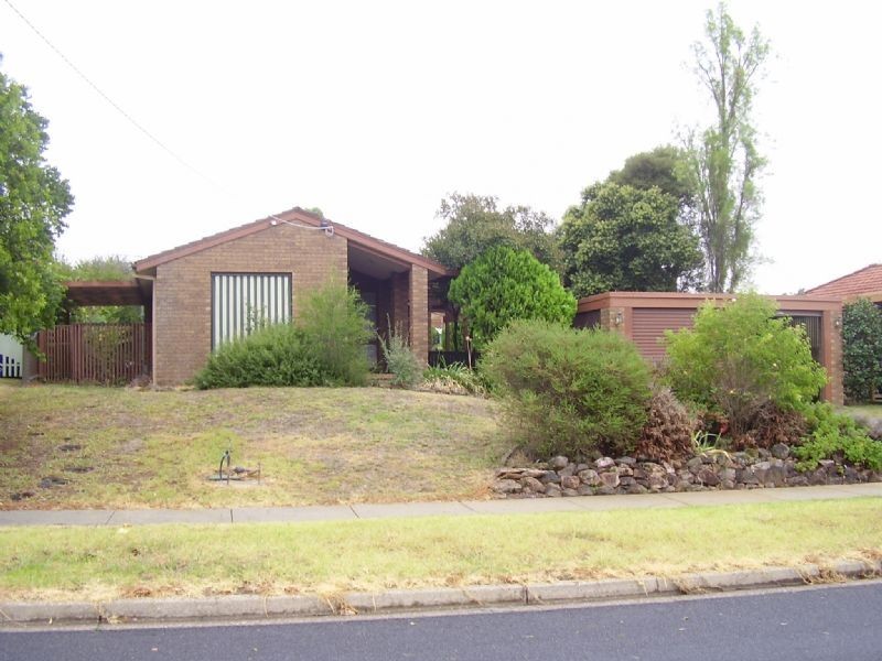 17 Gayview Drive, Wodonga VIC 3690