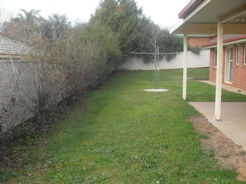 39 Falcon Circuit, Wodonga VIC 3690