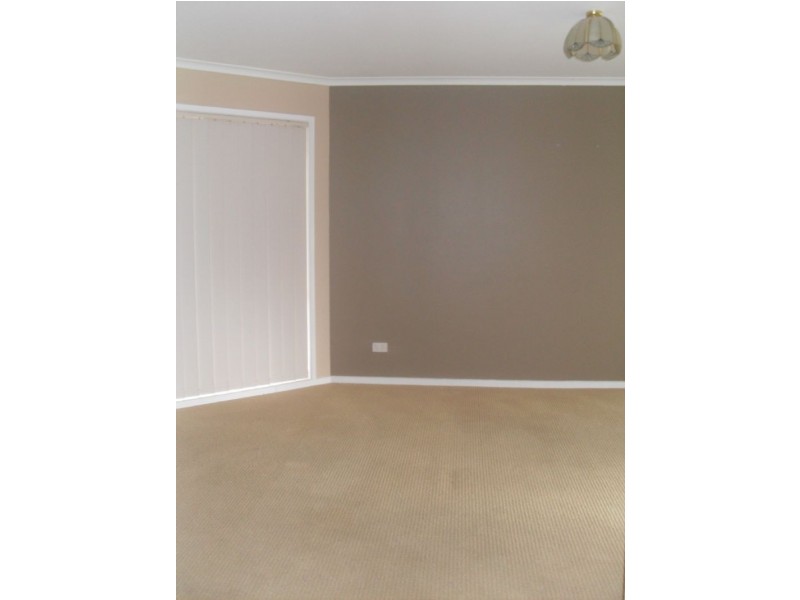 39 Falcon Circuit, Wodonga VIC 3690