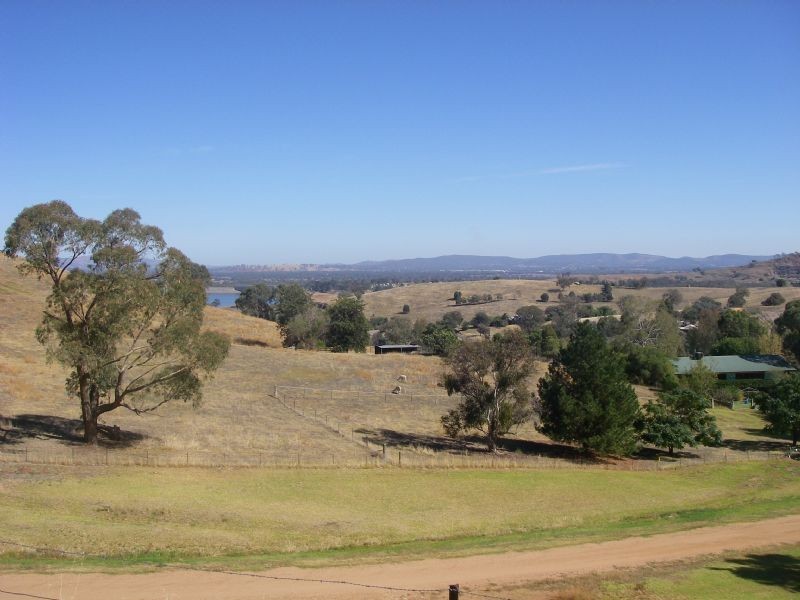 27 Yonson Lane, Bethanga VIC 3691