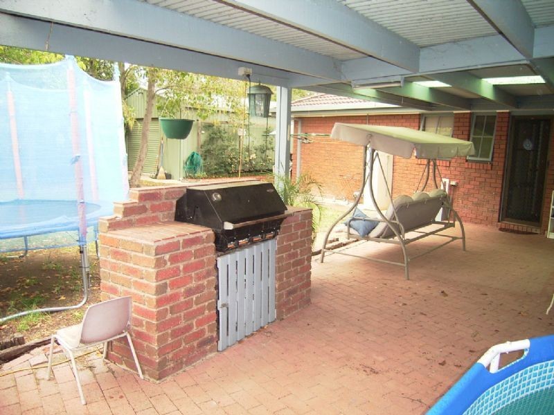 14 McMahon Place, Wodonga VIC 3690