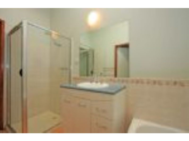 5 Aberdeen Drive, Wodonga VIC 3690