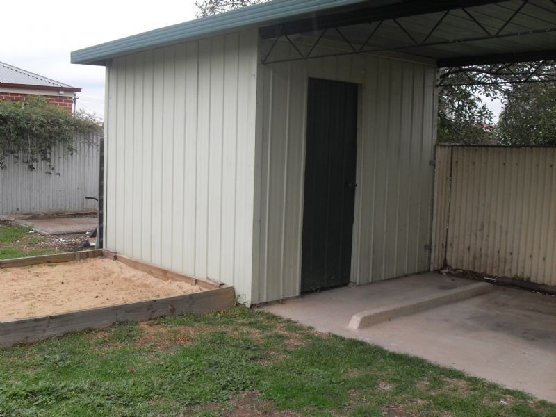 10 Lindsay Street, Wodonga VIC 3690