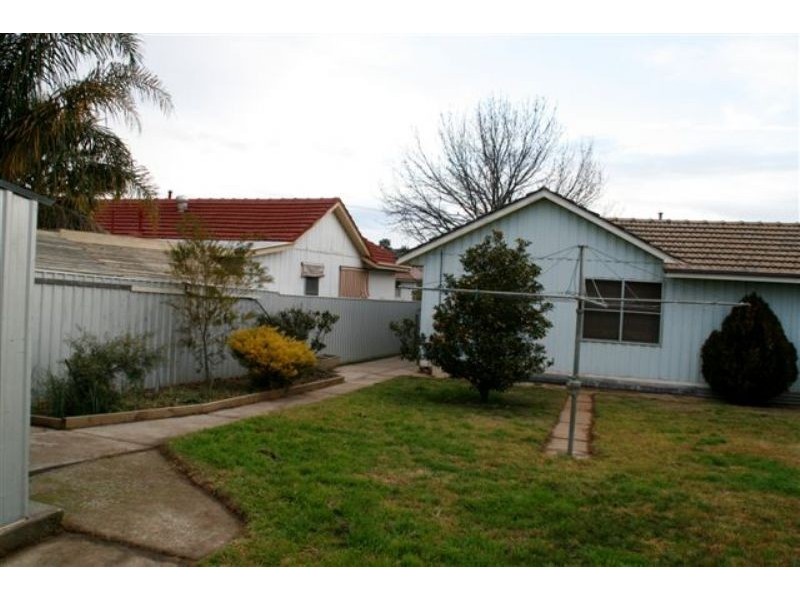 50 Elm Street, Wodonga VIC 3690