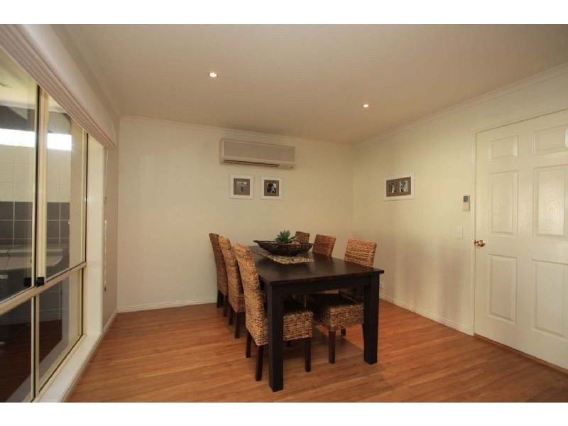 82 Barton Street, Wodonga VIC 3690