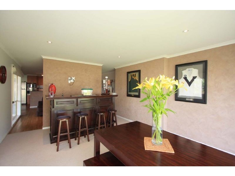 82 Barton Street, Wodonga VIC 3690