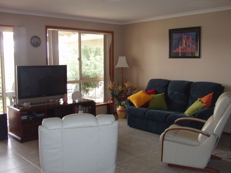 4 Falcon Circuit, Wodonga VIC 3690