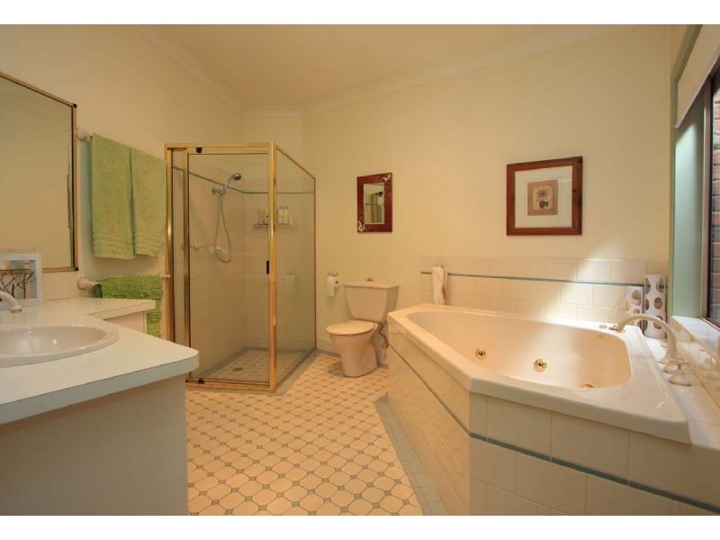 89 Huon Creek Road, Wodonga VIC 3690