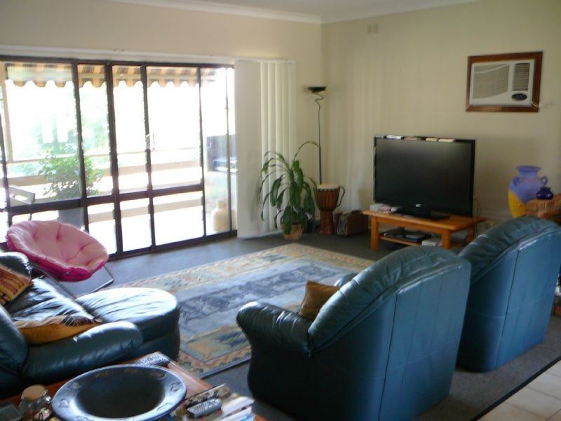 16 Dwyer Crescent, Bellbridge VIC 3691