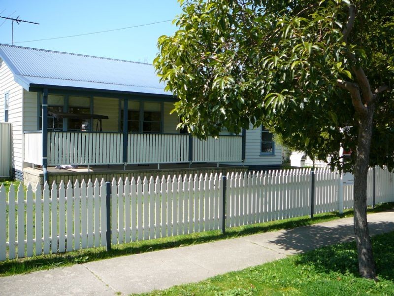 14 Martin Street, Wodonga VIC 3690