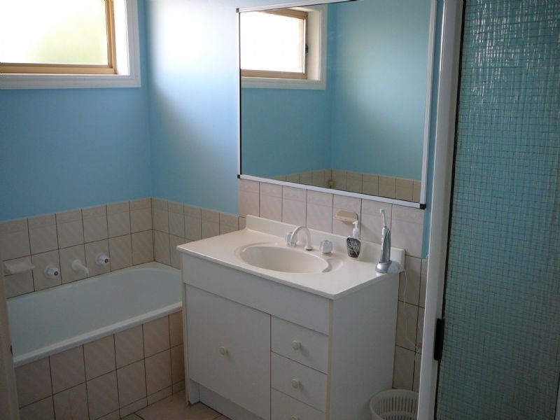 1/1 Hanlon, Wodonga VIC 3690