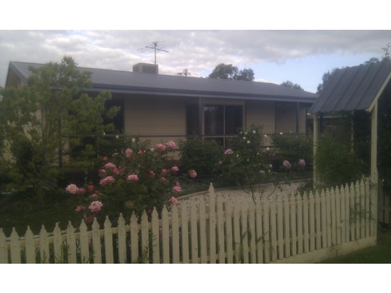 10 Havelock Street, Barnawartha VIC 3688