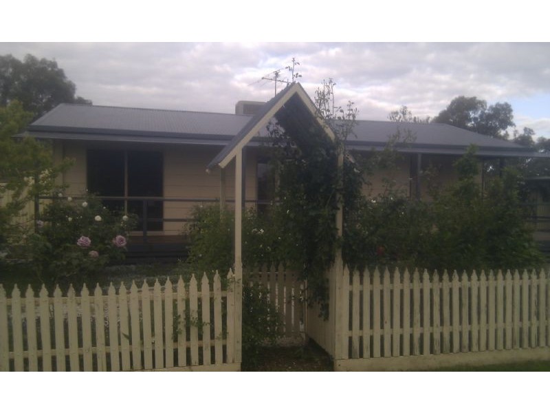 10 Havelock Street, Barnawartha VIC 3688