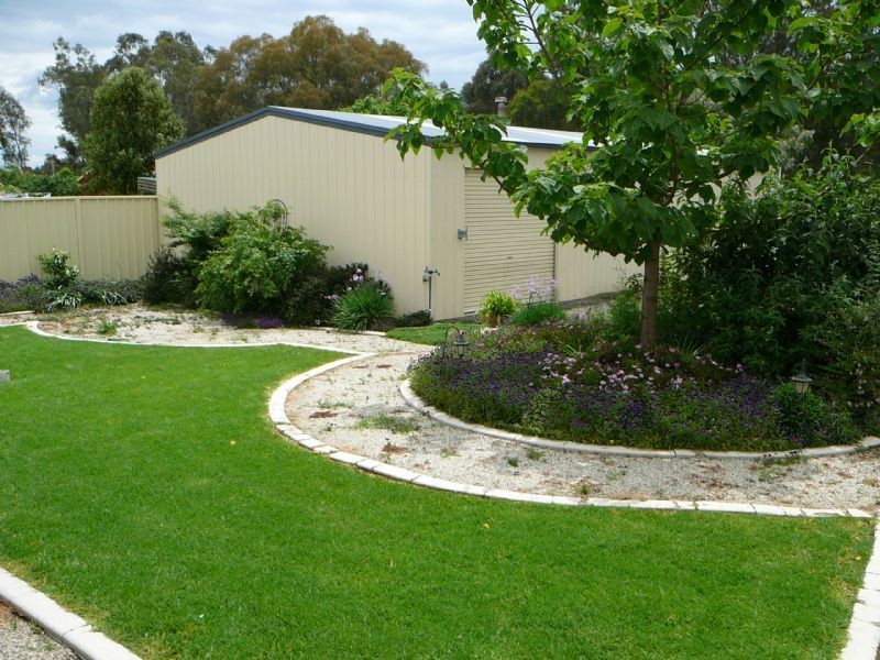 10 Havelock Street, Barnawartha VIC 3688