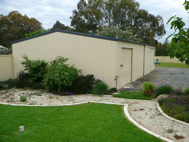 10 Havelock Street, Barnawartha VIC 3688