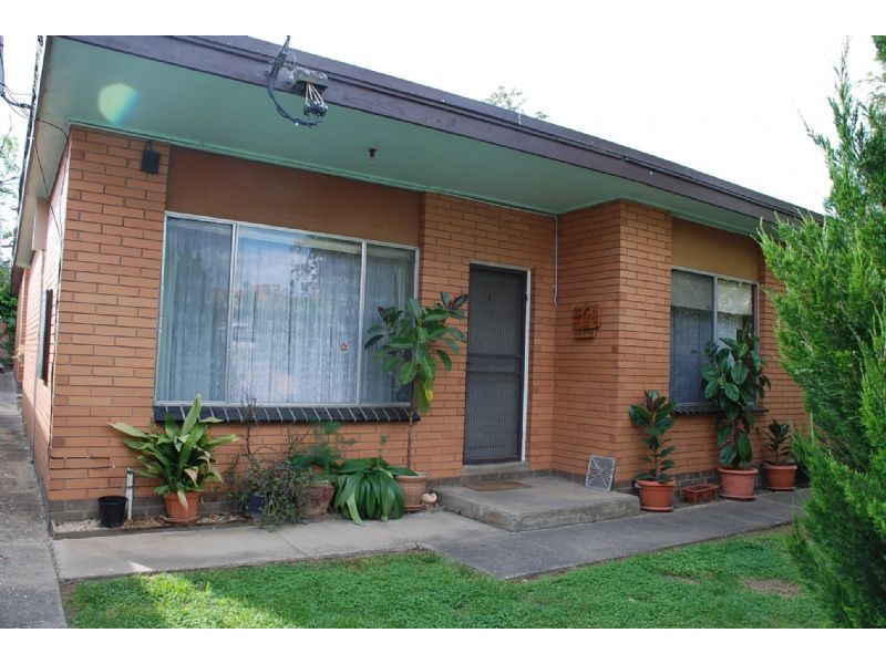 2/33 Church, Wodonga VIC 3690