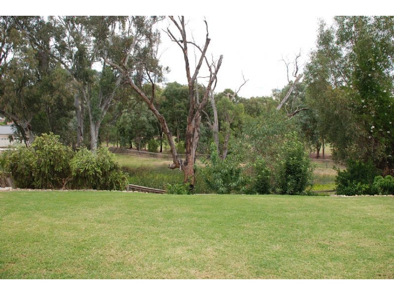 23 Birkdale Terrace, Wodonga VIC 3690