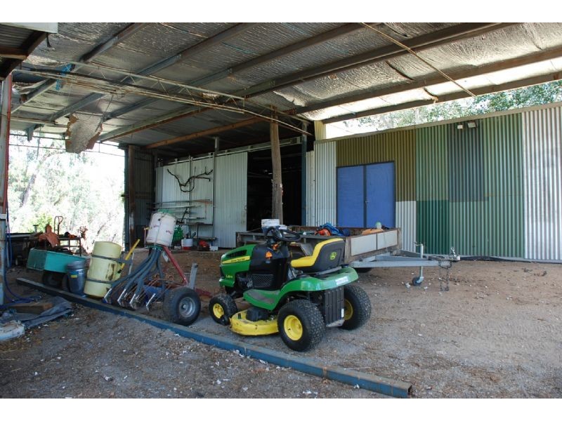 94 Racecourse Road, Yackandandah VIC 3749