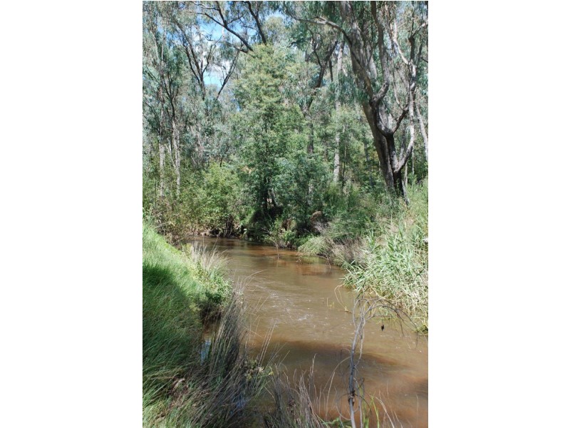 94 Racecourse Road, Yackandandah VIC 3749