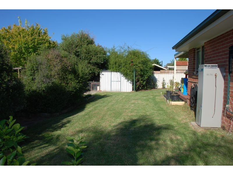 38 Nightingale Avenue, Wodonga VIC 3690