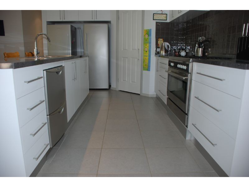 16 Chervil Place, Baranduda VIC 3691